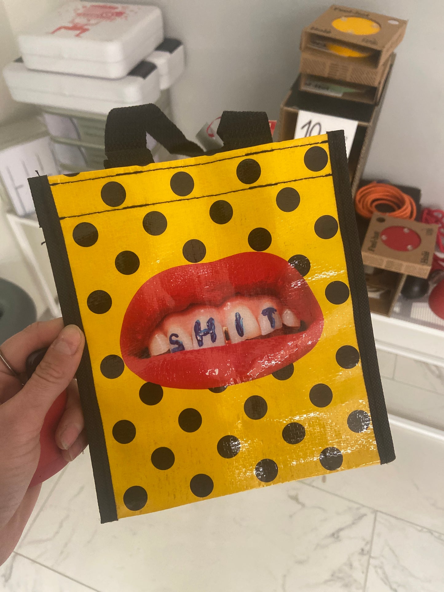 SELETTI TOILET SHOPPER SHIT