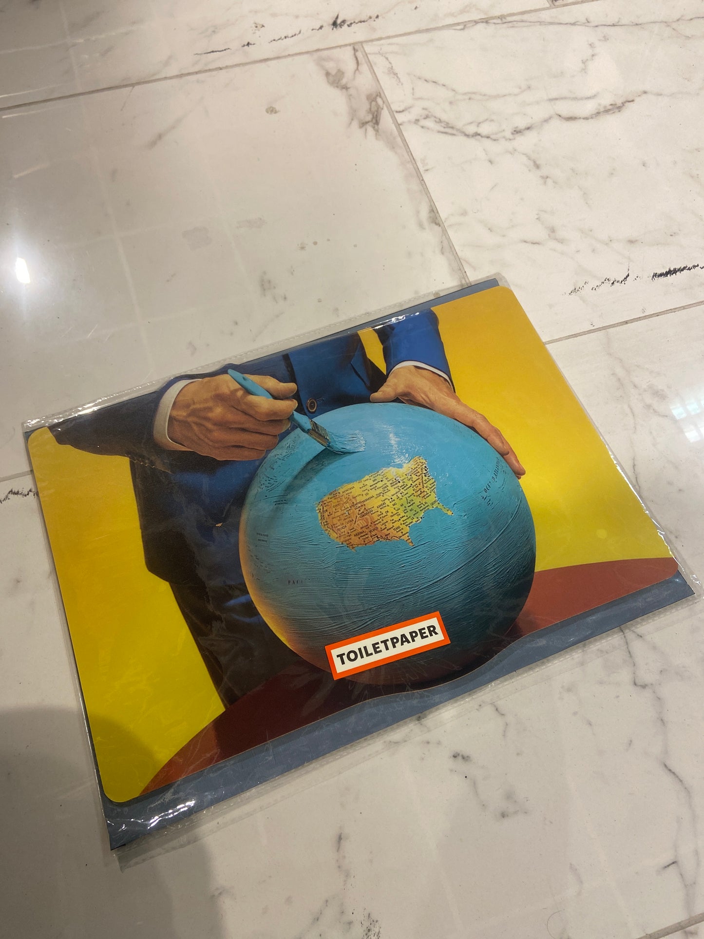 SELETTI TOILET TOVAGLIETTA GLOBE