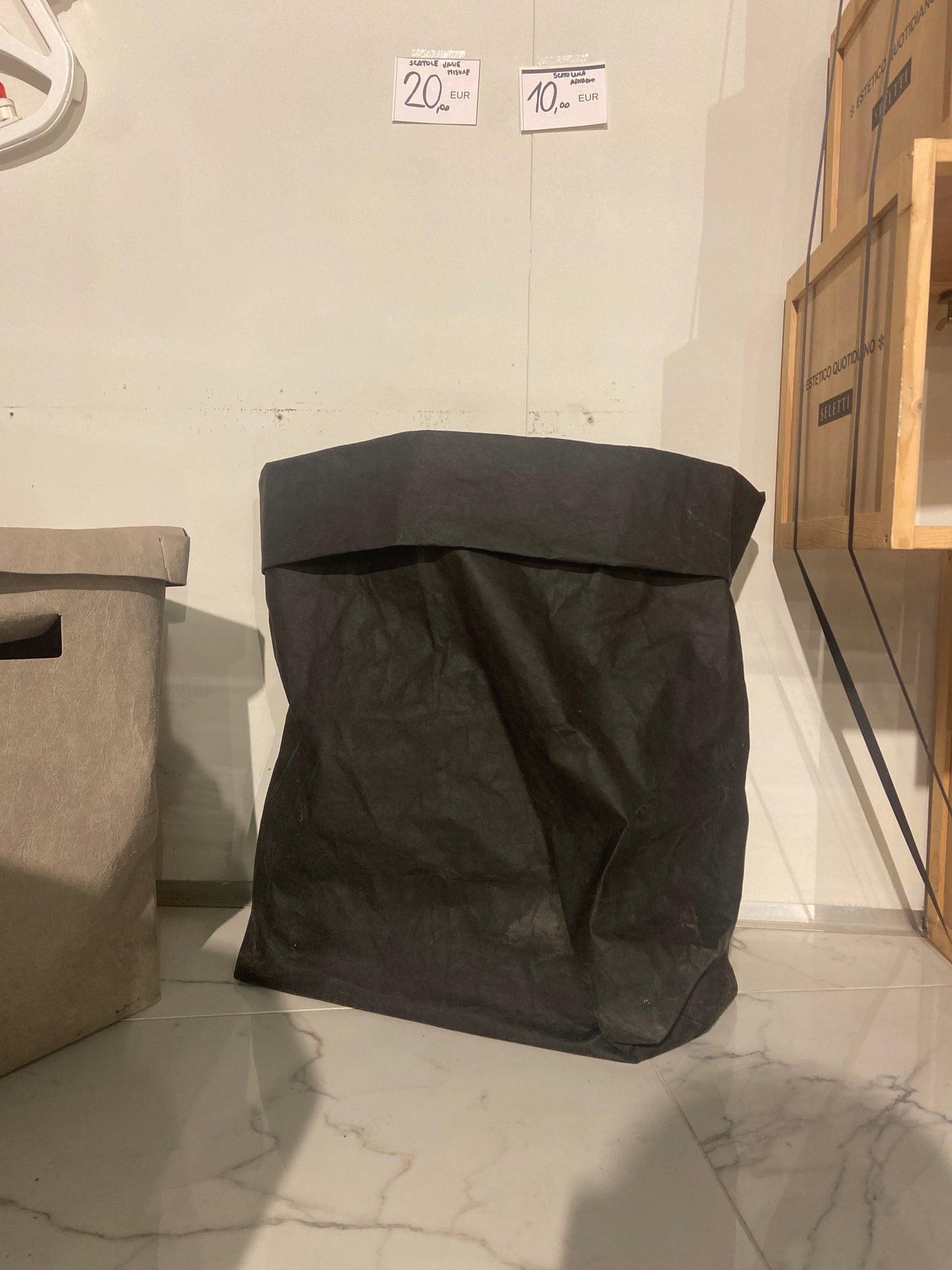 ESSENT'IAL IL SACCONE NERO